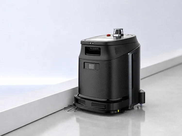 Gausium Phantas cleaning robot